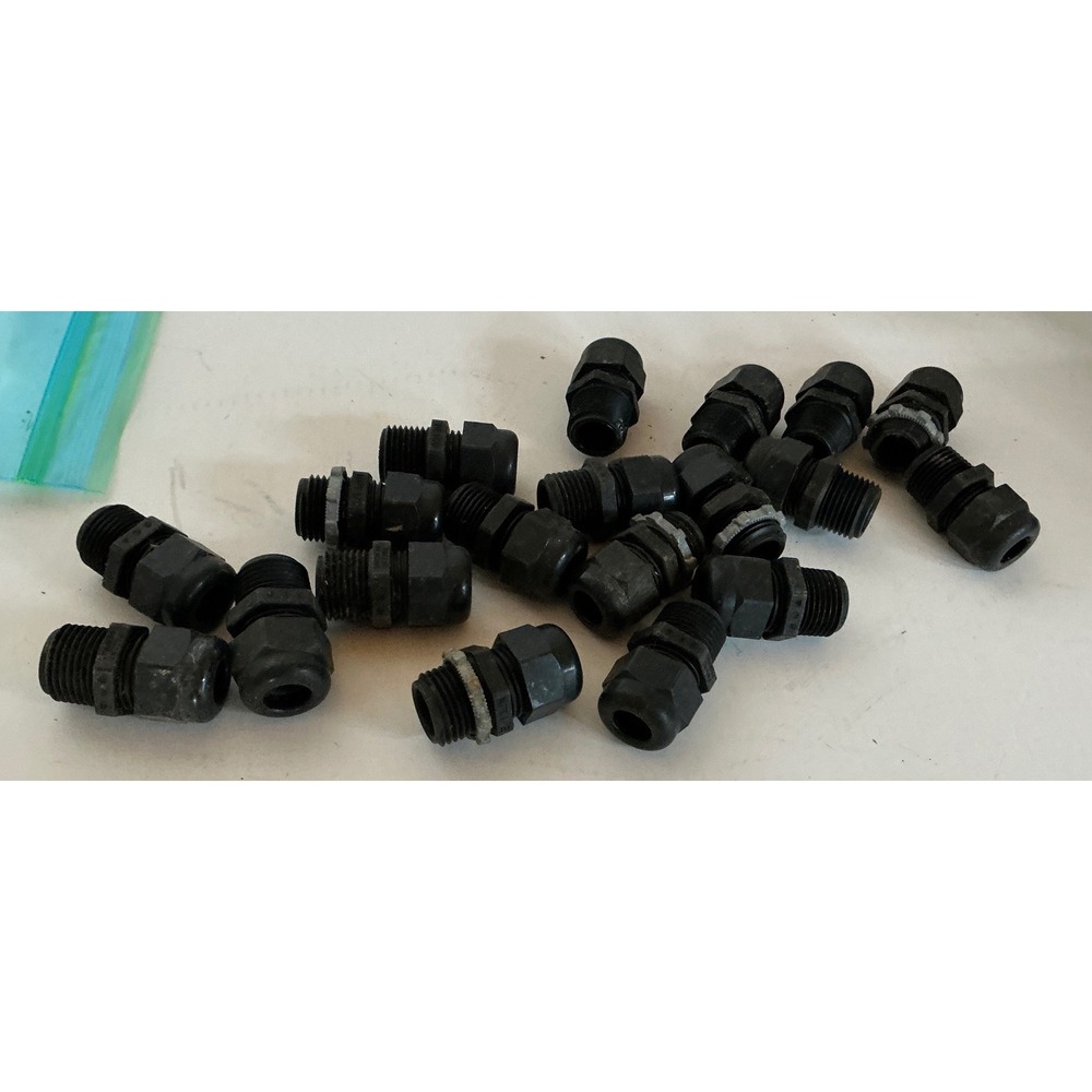 Heyco Liquid Tight Cordgrip 1/2 NPT Nylon Cable Gland Connectors Black Lot of 19